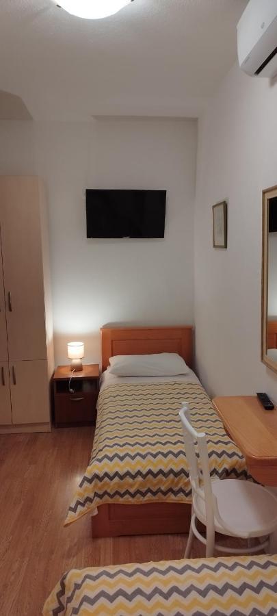 Villa Ruzica โตรกีร์ ภายนอก รูปภาพ
