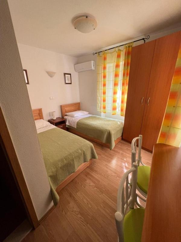 Villa Ruzica โตรกีร์ ภายนอก รูปภาพ