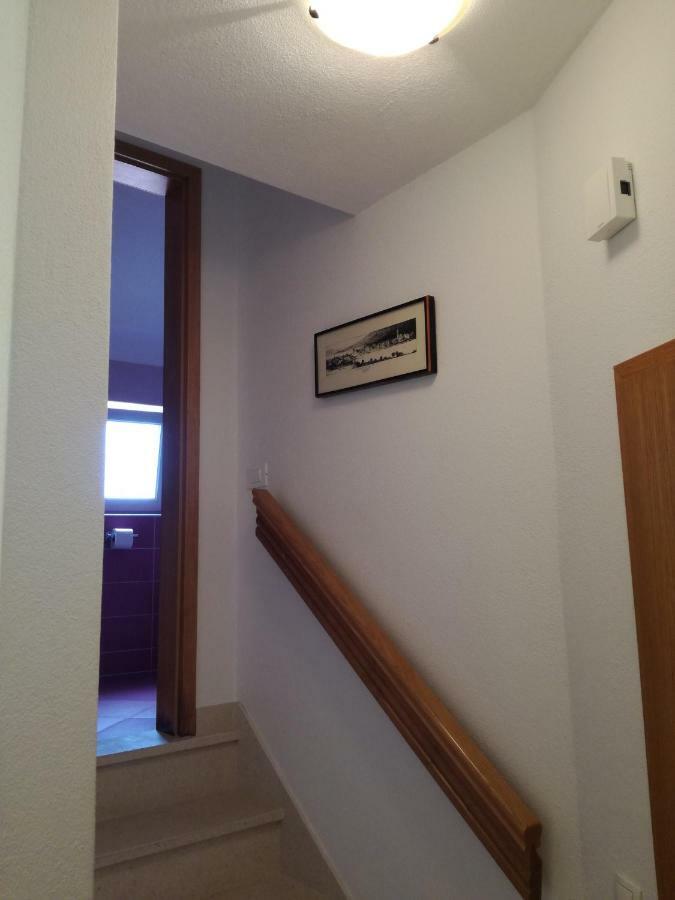 Villa Ruzica โตรกีร์ ภายนอก รูปภาพ